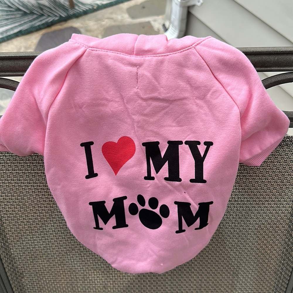 I love my mom dog sweatshirt